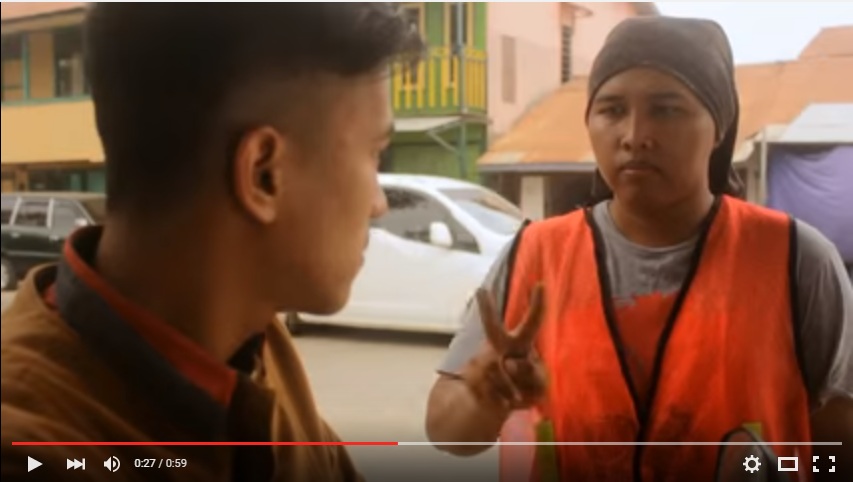 Fotokopi KTP Rp 500, bayar parkir motor Rp 2.000, jengkel nggak sih?