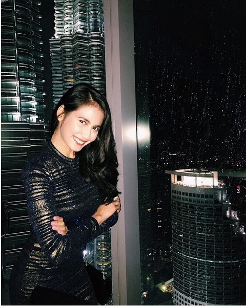 20 Gaya jetset liburan artis Indonesia ke luar negeri 20 Gaya jetset liburan artis Indonesia ke luar negeri