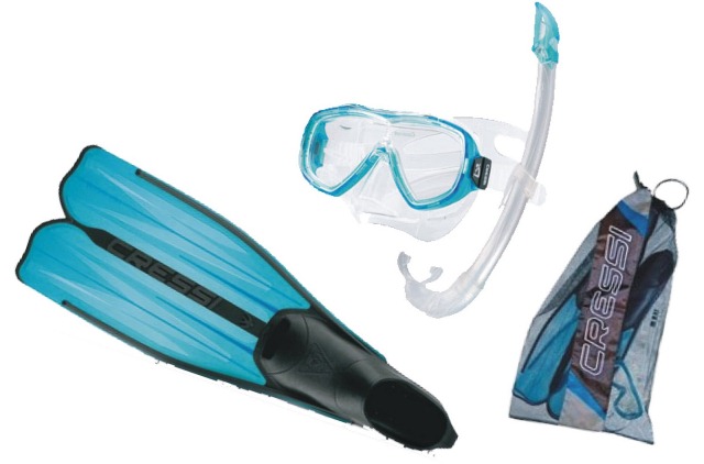 Begini tips aman snorkeling untuk pemula