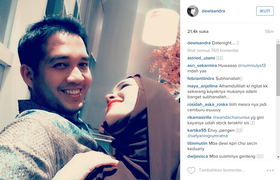25 Momen romantis artis cantik Indonesia bareng suaminya, so sweet!