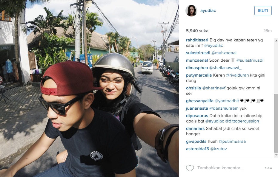 25 Momen romantis artis cantik Indonesia bareng suaminya, so sweet!