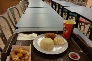 Rayakan ultah di KFC, pria asal Malaysia ini dihujat teman, kok bisa?