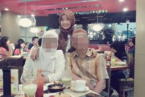 Pacaran dengan duda keren, Santi berharap lekas direstui orangtua