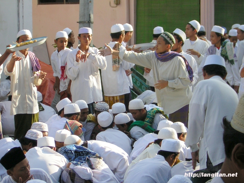 Gara-gara kentut di dalam kelas, murid ini dilarang ikut pelajaran