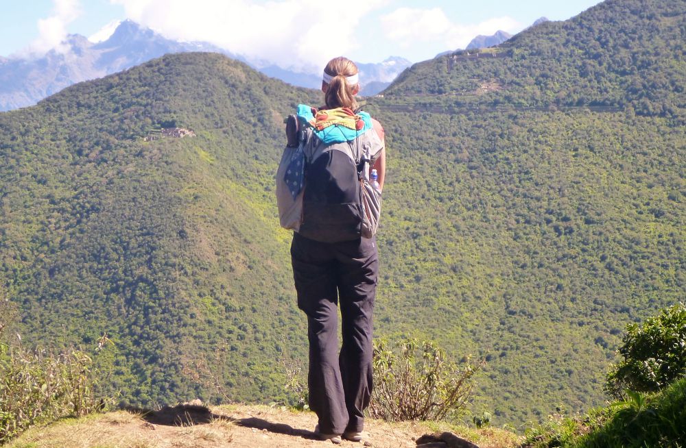 14 Tips aman bagi cewek sebelum mendaki gunung, perhatikan ya!