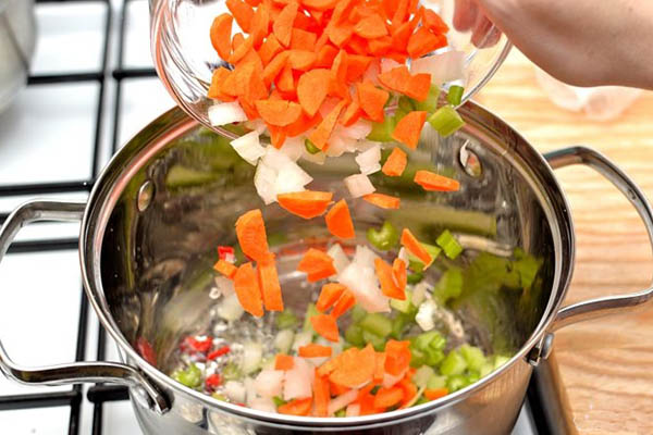 11 Tips ini ampuh mengatasi kepedasan, perhatikan ya!