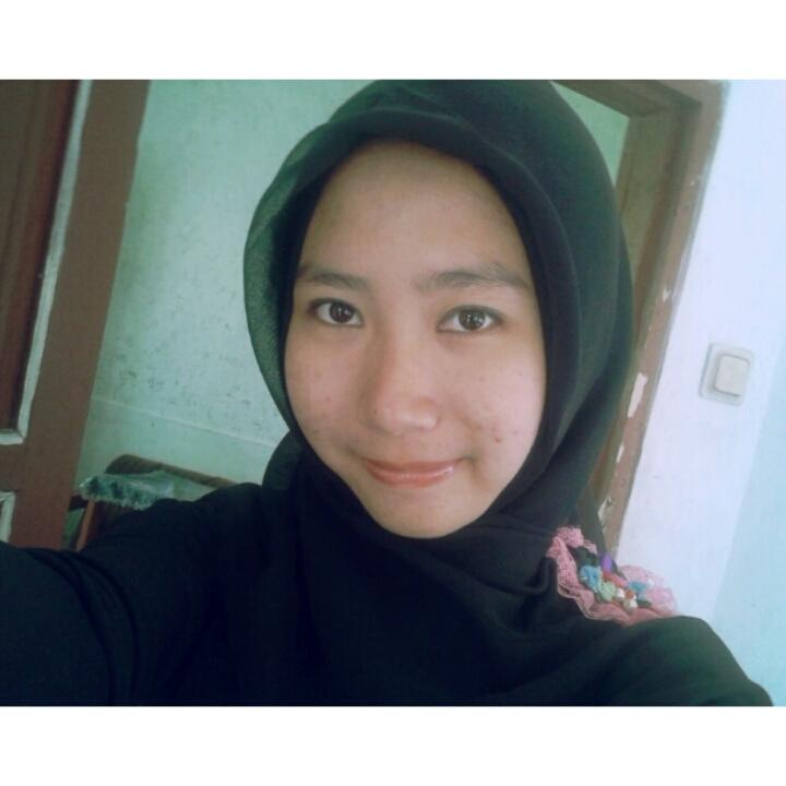 Terbangun dini hari, wanita ini lihat 3 sosok penampakan sekaligus