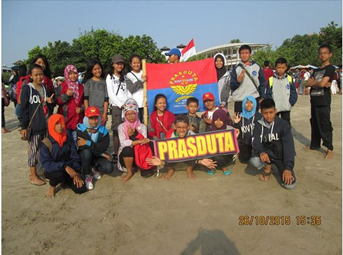 Kami menemukan identitas siswa yang dicari bule ini di Bali