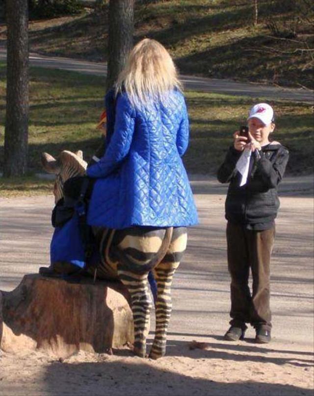 Tampak aneh, 12 foto ini membuatmu ingin melihatnya lagi dan lagi Tampak aneh, 12 foto ini membuatmu ingin melihatnya lagi dan lagi