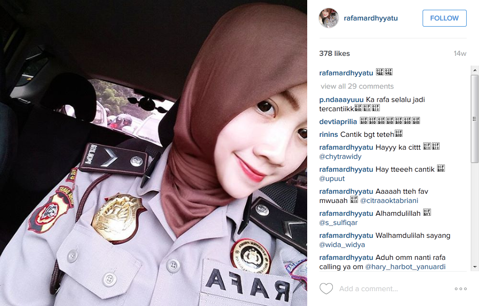 21 Polwan cantik ini dijamin bikin hati pria berdesir tak karuan, aw! 21 Polwan cantik ini dijamin bikin hati pria berdesir tak karuan, aw!