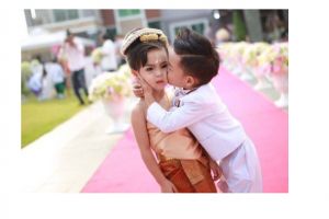 Balita kembar ini dinikahkan dengan mahar Rp 1,1 miliar, kok bisa ya?