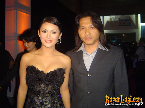 10 Perceraian artis ini drama abis, bikin penonton geregetan 10 Perceraian artis ini drama abis, bikin penonton geregetan