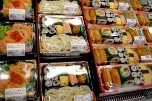 4 Alasan ini ungkap kenapa sushi ternyata nggak sehat kamu konsumsi