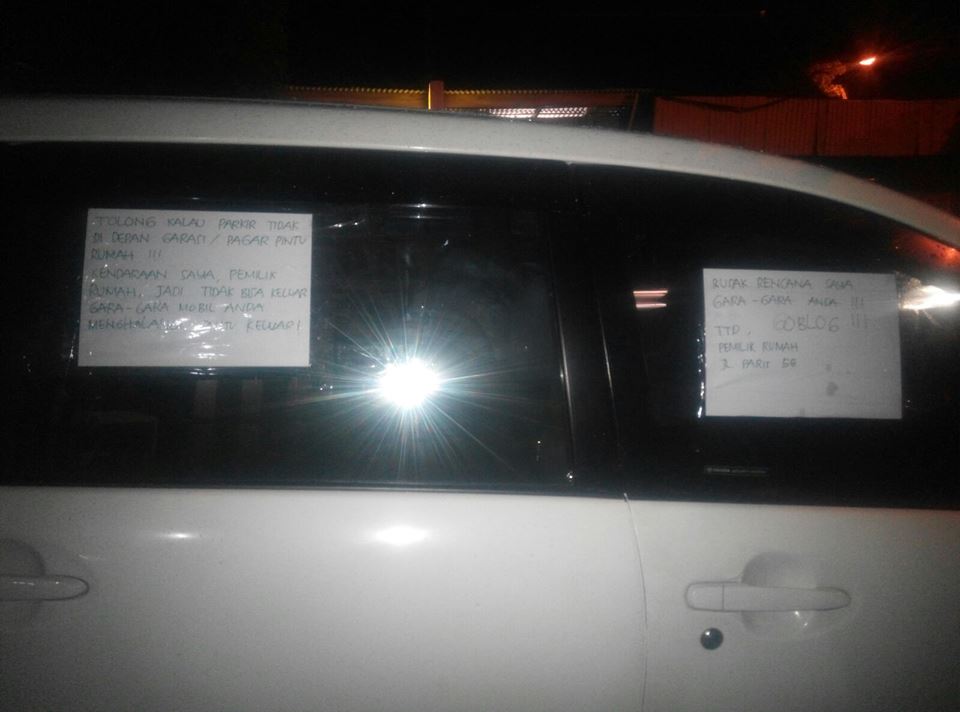 Kebiasaan parkir orang Indonesia yang salah, bikin jengkel! Kebiasaan parkir orang Indonesia yang salah, bikin jengkel!