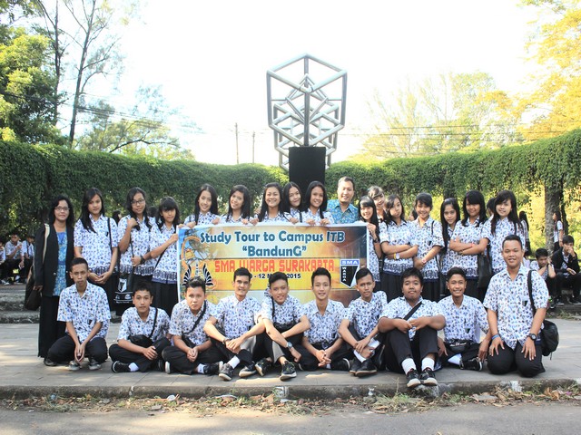 15 suka & duka yang hanya dirasakan oleh kamu anak seorang guru 15 suka & duka yang hanya dirasakan oleh kamu anak seorang guru