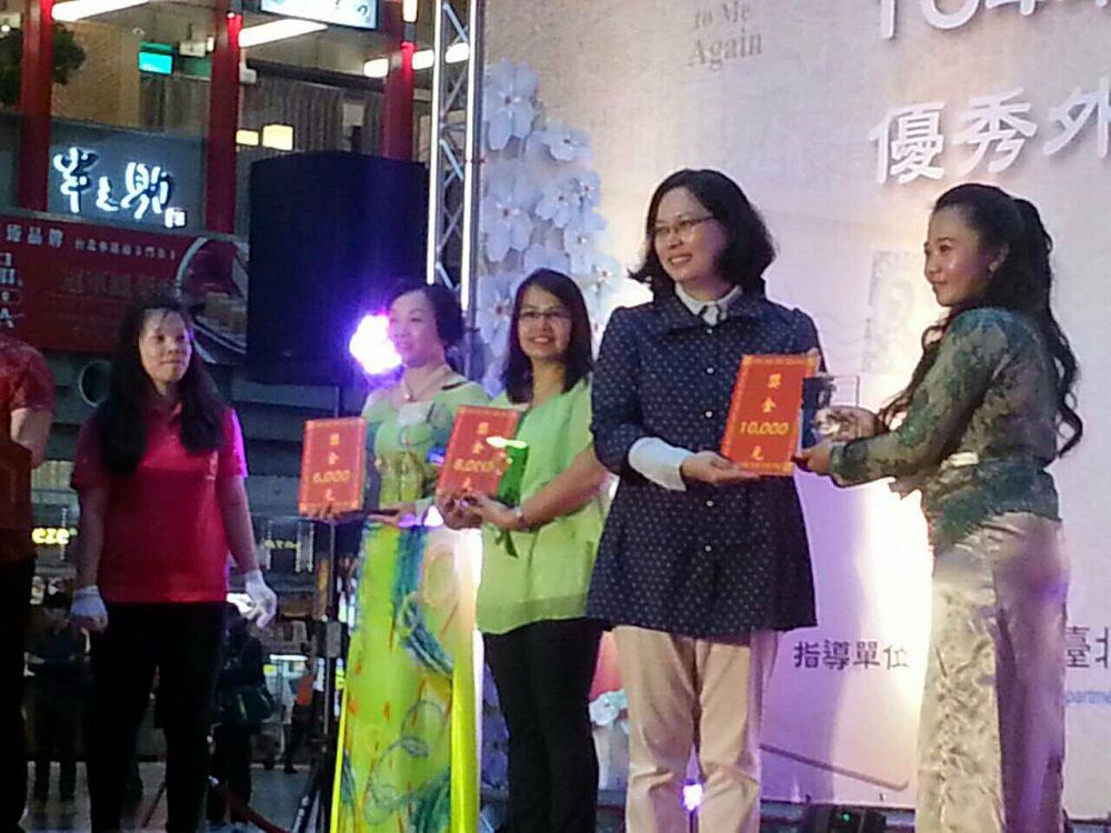 TKW asal Blitar juara puisi di Taiwan kalahkan wakil 3 negara lain