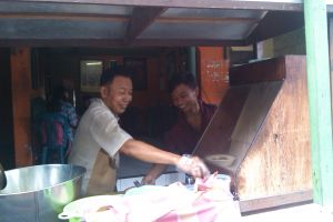 Berhenti jadi bos judi, Rohaji kini sukses berbisnis soto lamongan