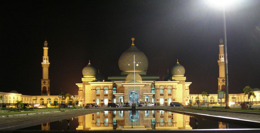 Mirip Taj Mahal, bangunan di Indonesia ini jadi objek foto Instagram Mirip Taj Mahal, bangunan di Indonesia ini jadi objek foto Instagram
