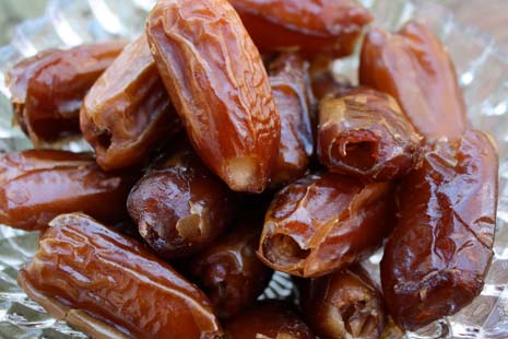 15 Buah ini tampilannya nggak menarik tapi rasanya maknyus, coba ya? 15 Buah ini tampilannya nggak menarik tapi rasanya maknyus, coba ya?