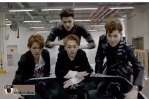 Ini jadinya jika boyband Korea 'nyanyi' lagu Indonesia, bikin ngakak!