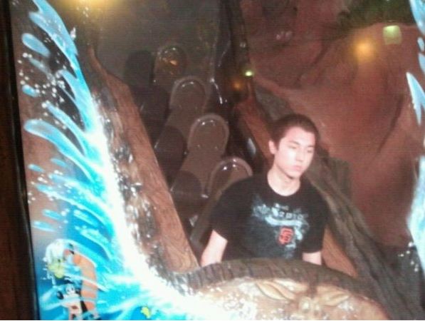 21 Foto ini bukti jika jomblo kronis itu ada, kamu termasuk?