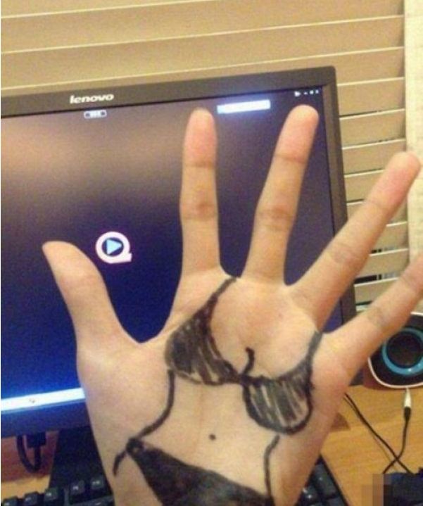 21 Foto ini bukti jika jomblo kronis itu ada, kamu termasuk?