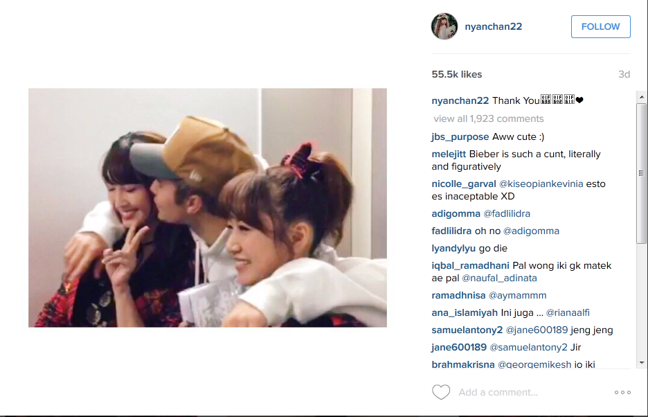 Pipi dua member AKB48 dicium Justin Bieber, fans patah hati & marah!