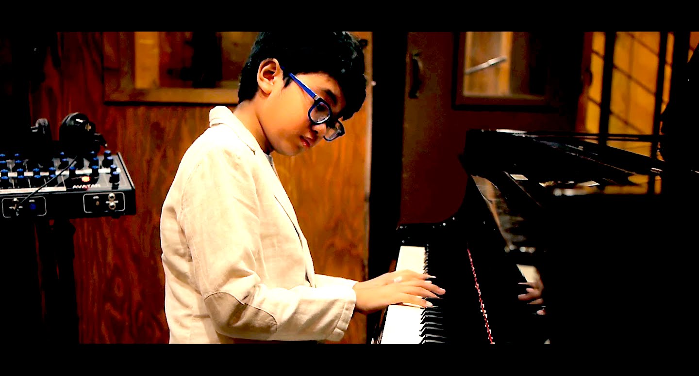 Hebat, pianis muda asal Indonesia masuk 2 nominasi Grammy Awards