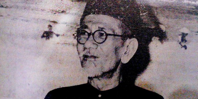 Ini 11 bukti kalau Haji Agus Salim bertubuh kecil tapi bernyali besar Ini 11 bukti kalau Haji Agus Salim bertubuh kecil tapi bernyali besar