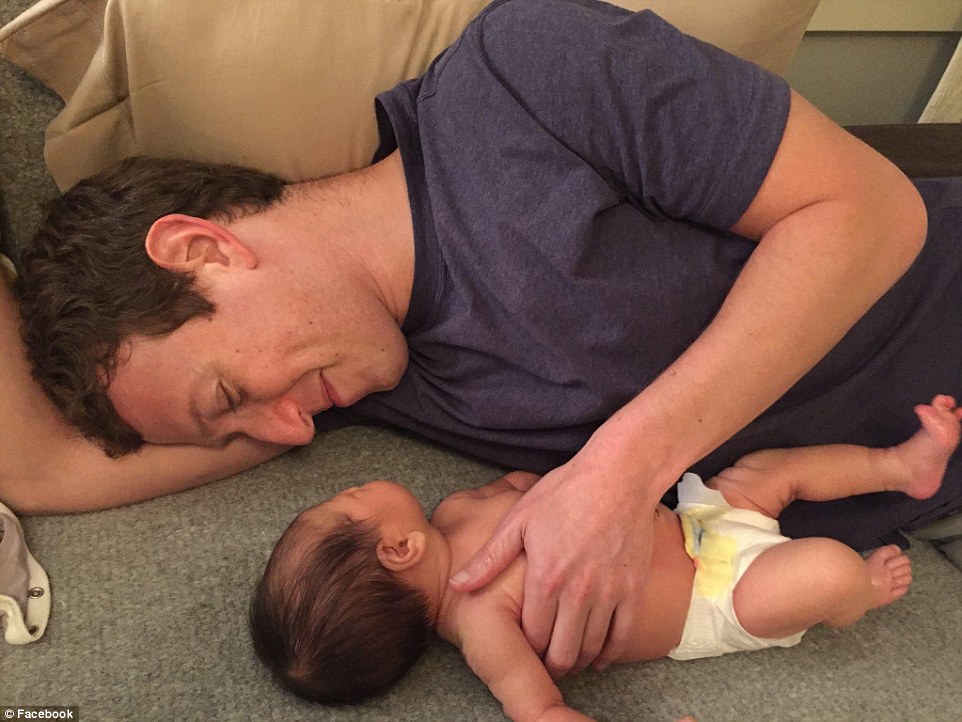 Foto Zuckerberg dan bayinya ini di-like 2,2 juta lebih netizen
