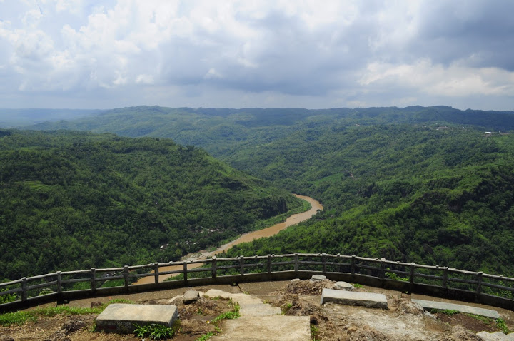 15 Spot ini suguhkan romantisnya Yogyakarta dari ketinggian, keren!