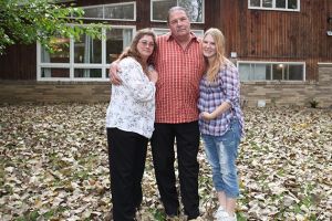 Mujurnya kakek ini, nikahi gadis cantik dan direstui istrinya