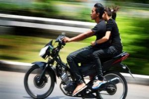 VIDEO: Cara PDKT sama cewek yang paling mujarab, berani coba?