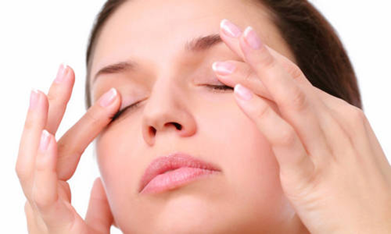 Cara agar mata kamu tetap sehat dan rileks, olahraga mata