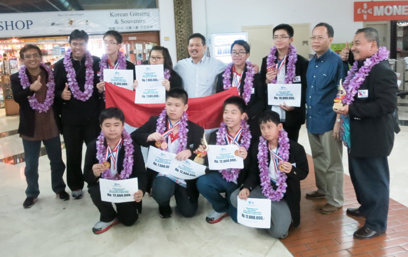 Tim Indonesia sabet 6 emas dalam lomba matematika tingkat dunia, top!