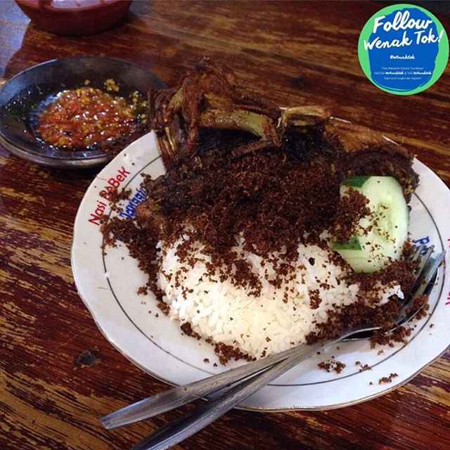 13 kuliner bebek paling maknyus di Surabaya, awas ngiler! 13 kuliner bebek paling maknyus di Surabaya, awas ngiler!