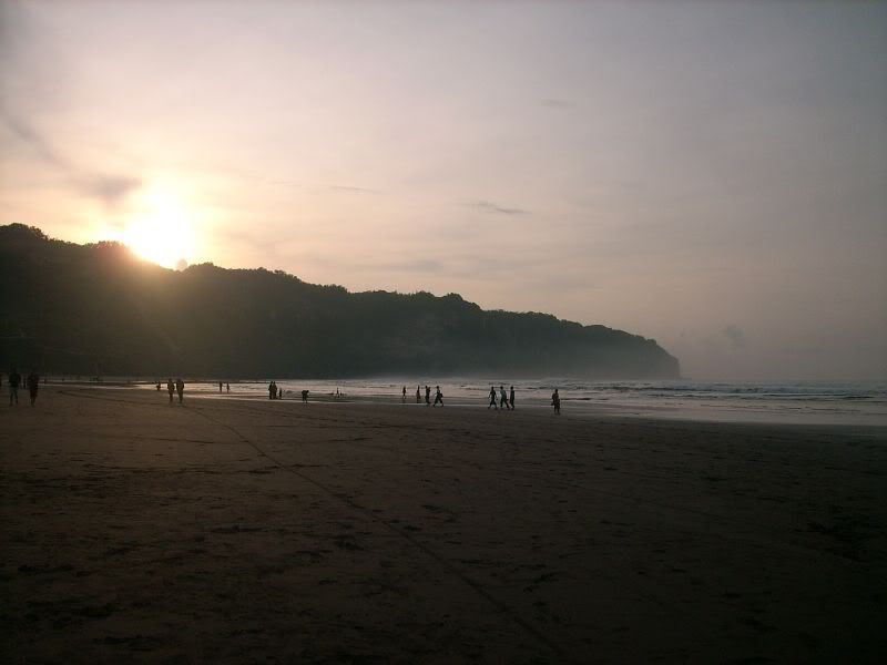 20 Tempat ini identik dengan kemunculan hantu, kamu pernah mengalami?