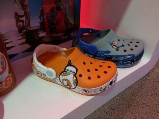 17 Barang ini diberi label Star Wars, menurutmu keren atau maksa?  