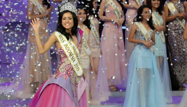 Maria Harfianti sabet juara 3 di ajang Miss World 2015, keren!