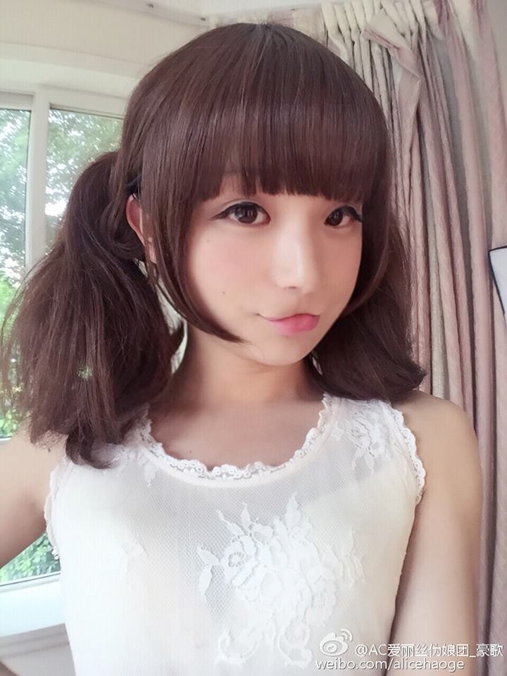 Cewek ini cantiknya kebangetan, tapi faktanya bisa bikin kamu melongo