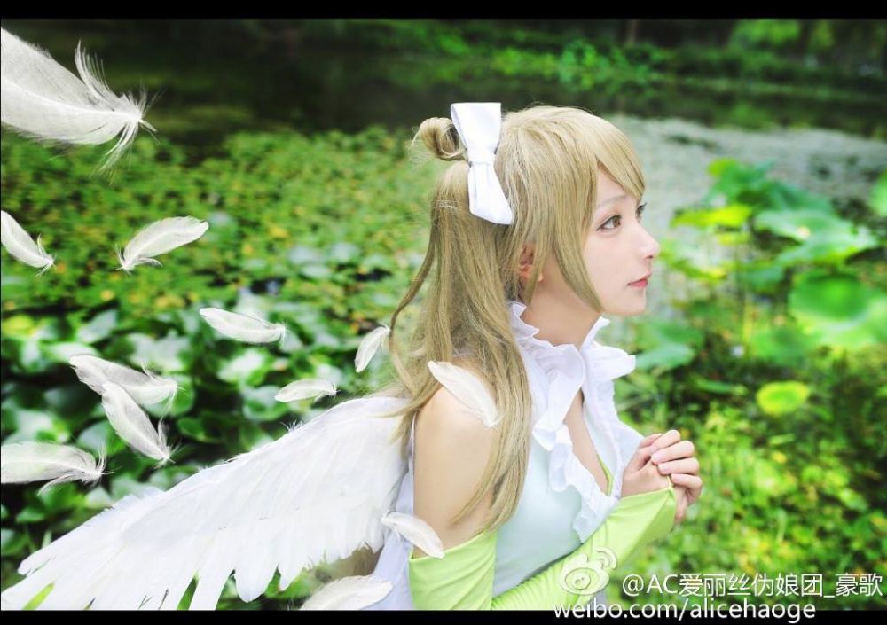 Cewek ini cantiknya kebangetan, tapi faktanya bisa bikin kamu melongo