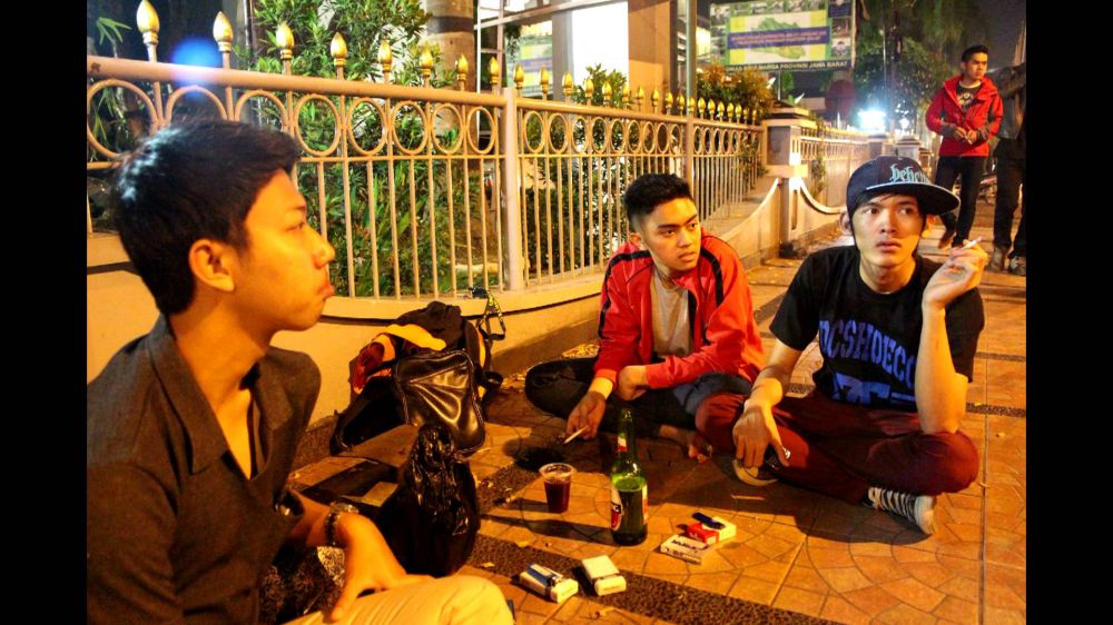 Begini 11 obrolan sesama cowok jomblo saat ketemu