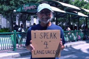 14 Cara pengangguran mencari pekerjaan ini dijamin bikin kamu terenyuh