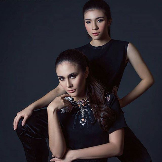 9 Pasangan ibu-anak artis yang cantiknya bikin susah milih deh! 9 Pasangan ibu-anak artis yang cantiknya bikin susah milih deh!