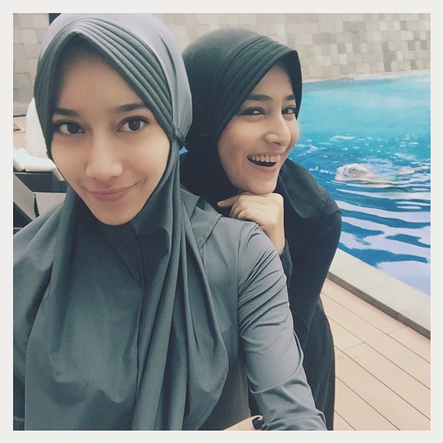 9 Pasangan ibu-anak artis yang cantiknya bikin susah milih deh! 9 Pasangan ibu-anak artis yang cantiknya bikin susah milih deh!