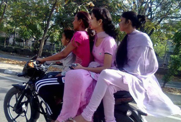 19 Foto gokil ini buktikan wanita India memang 'perkasa', lihat deh!