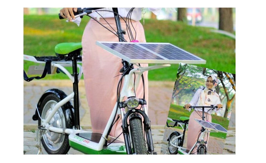 Hijabers cantik ini berhasil ciptakan sepeda tenaga surya, wow keren!