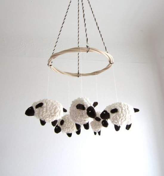 18 Boneka imut berbahan benang ini bikin kamu ingin belajar merajut