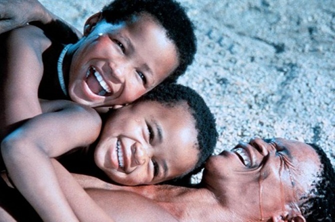 Kisah tragis akhir hidup Nixau bintang film God Must be Crazy Kisah tragis akhir hidup Nixau bintang film God Must be Crazy