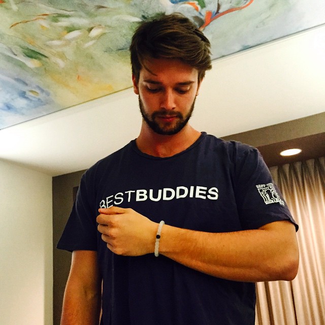 10 Foto transformasi anak Terminator, sekarang ganteng banget